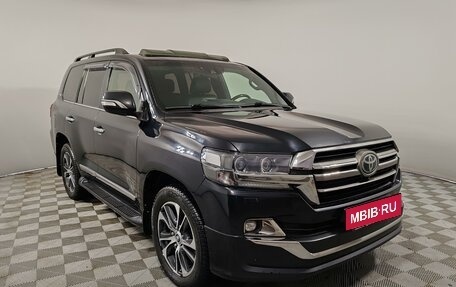 Toyota Land Cruiser 200, 2019 год, 5 299 000 рублей, 3 фотография