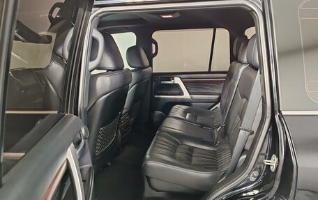 Toyota Land Cruiser 200, 2019 год, 5 299 000 рублей, 12 фотография