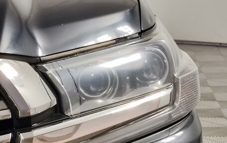 Toyota Land Cruiser 200, 2019 год, 5 299 000 рублей, 20 фотография