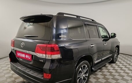 Toyota Land Cruiser 200, 2019 год, 5 299 000 рублей, 5 фотография