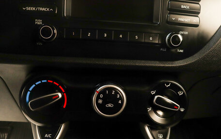 KIA Rio IV, 2018 год, 1 299 000 рублей, 13 фотография