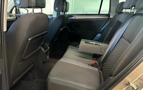 Volkswagen Tiguan II, 2018 год, 2 149 000 рублей, 9 фотография