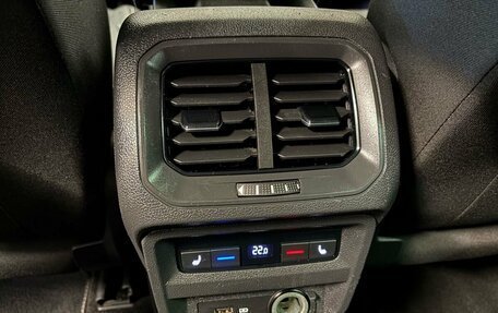 Volkswagen Tiguan II, 2018 год, 2 149 000 рублей, 11 фотография