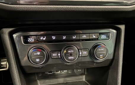 Volkswagen Tiguan II, 2018 год, 2 149 000 рублей, 22 фотография