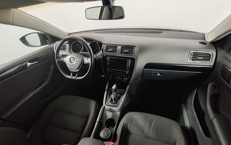 Volkswagen Jetta VI, 2017 год, 1 449 000 рублей, 11 фотография