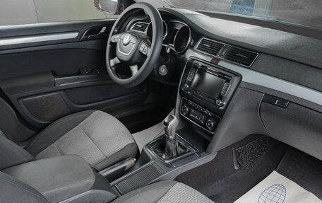 Skoda Superb III рестайлинг, 2008 год, 689 000 рублей, 11 фотография