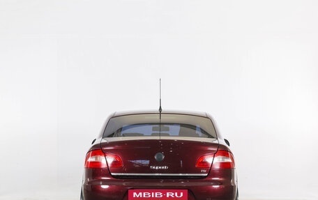 Skoda Superb III рестайлинг, 2008 год, 689 000 рублей, 6 фотография