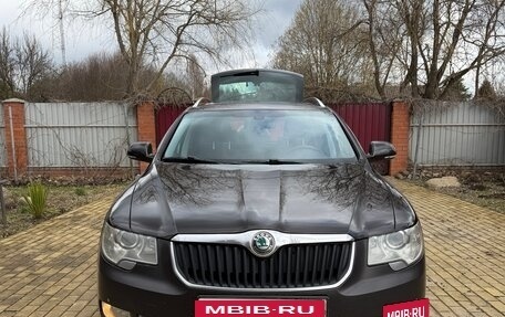 Skoda Superb III рестайлинг, 2012 год, 1 050 000 рублей, 3 фотография