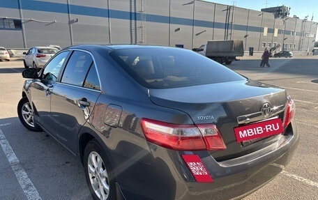 Toyota Camry, 2011 год, 1 280 000 рублей, 4 фотография