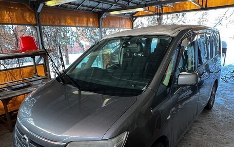 Nissan Serena IV, 2010 год, 1 500 000 рублей, 11 фотография