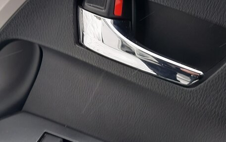 Toyota RAV4, 2017 год, 2 550 000 рублей, 19 фотография