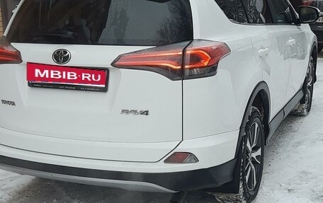 Toyota RAV4, 2017 год, 2 550 000 рублей, 21 фотография