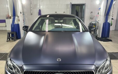 Mercedes-Benz E-Класс, 2019 год, 4 300 000 рублей, 5 фотография