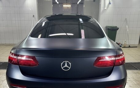 Mercedes-Benz E-Класс, 2019 год, 4 300 000 рублей, 4 фотография