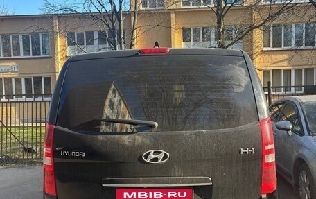 Hyundai H-1 II рестайлинг, 2019 год, 1 790 000 рублей, 4 фотография