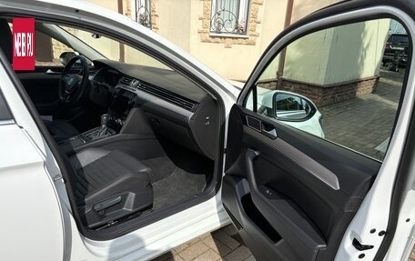 Volkswagen Passat B8 рестайлинг, 2019 год, 2 499 000 рублей, 8 фотография