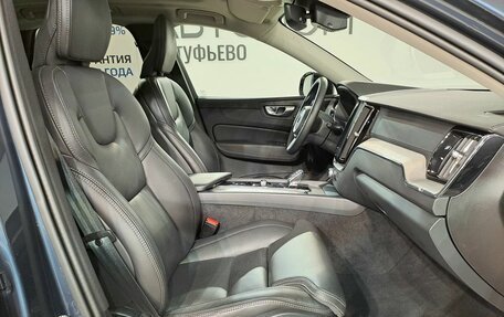 Volvo XC60 II, 2024 год, 6 999 000 рублей, 16 фотография
