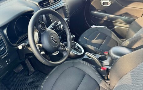 KIA Soul II рестайлинг, 2017 год, 1 350 000 рублей, 4 фотография