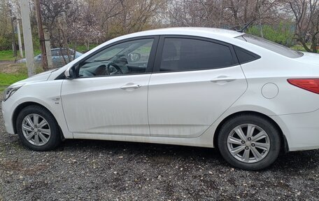 Hyundai Solaris II рестайлинг, 2016 год, 1 175 000 рублей, 5 фотография