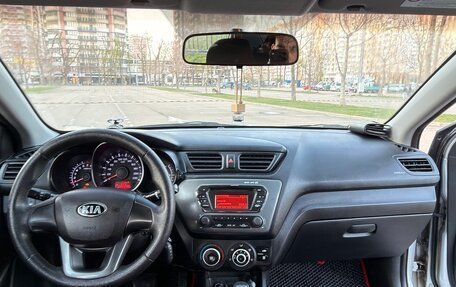 KIA Rio III рестайлинг, 2013 год, 749 999 рублей, 12 фотография