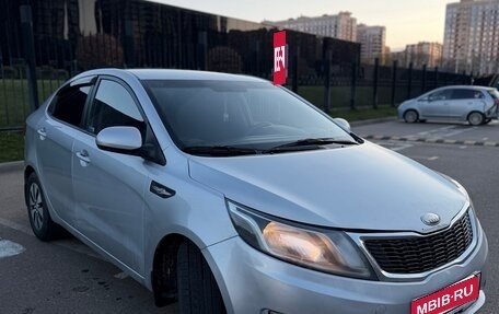 KIA Rio III рестайлинг, 2013 год, 749 999 рублей, 7 фотография