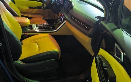 KIA Carnival, 2022 год, 4 550 000 рублей, 22 фотография