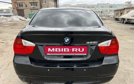 BMW 3 серия, 2007 год, 900 000 рублей, 6 фотография