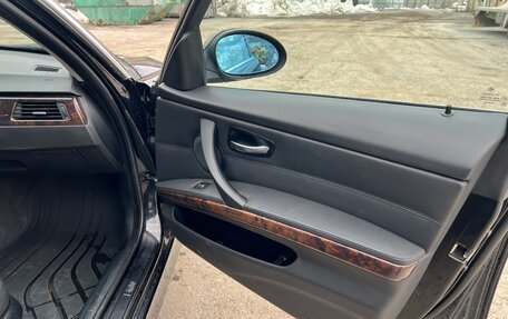 BMW 3 серия, 2007 год, 900 000 рублей, 12 фотография