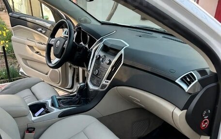 Cadillac SRX II рестайлинг, 2011 год, 999 999 рублей, 9 фотография