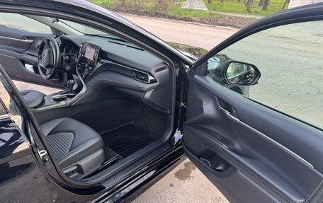 Toyota Camry, 2021 год, 3 150 000 рублей, 12 фотография