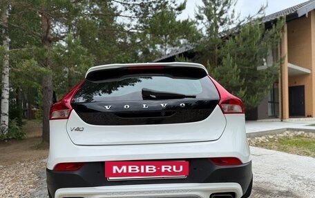 Volvo V40 Cross Country I, 2016 год, 1 950 000 рублей, 3 фотография