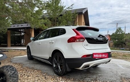 Volvo V40 Cross Country I, 2016 год, 1 950 000 рублей, 9 фотография