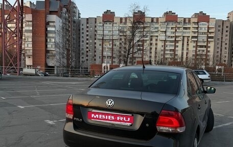 Volkswagen Polo VI (EU Market), 2011 год, 590 000 рублей, 2 фотография