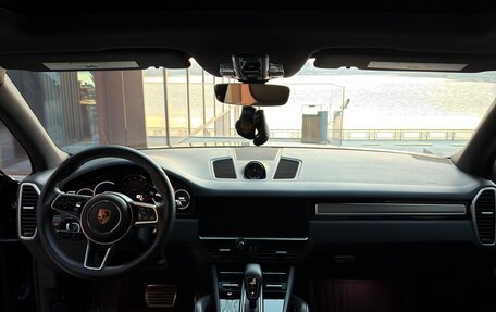 Porsche Cayenne III, 2019 год, 7 900 000 рублей, 6 фотография