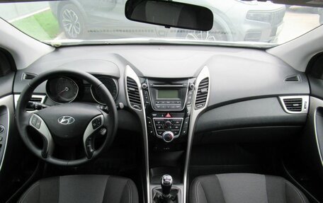 Hyundai i30 II рестайлинг, 2012 год, 850 000 рублей, 13 фотография