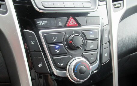 Hyundai i30 II рестайлинг, 2012 год, 850 000 рублей, 16 фотография