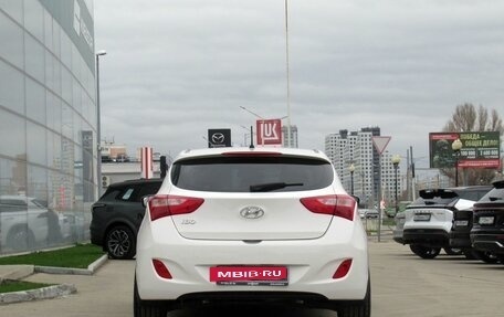 Hyundai i30 II рестайлинг, 2012 год, 850 000 рублей, 6 фотография