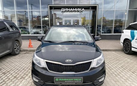 KIA Rio III рестайлинг, 2015 год, 945 000 рублей, 2 фотография
