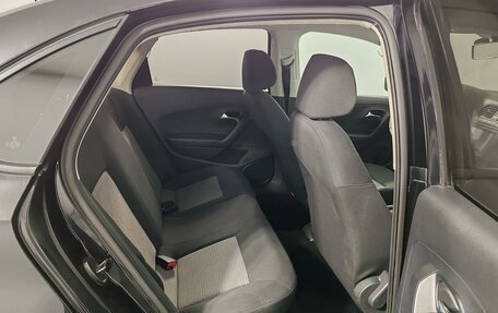 Volkswagen Polo VI (EU Market), 2011 год, 699 000 рублей, 22 фотография