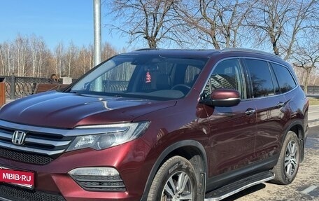 Honda Pilot III рестайлинг, 2018 год, 2 400 000 рублей, 1 фотография