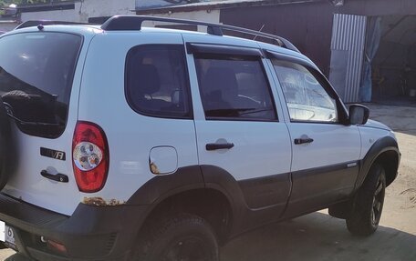 Chevrolet Niva I рестайлинг, 2014 год, 450 000 рублей, 4 фотография