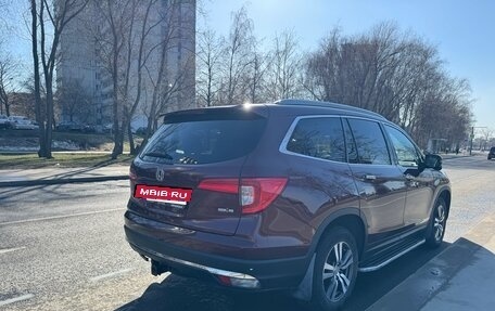 Honda Pilot III рестайлинг, 2018 год, 2 400 000 рублей, 6 фотография