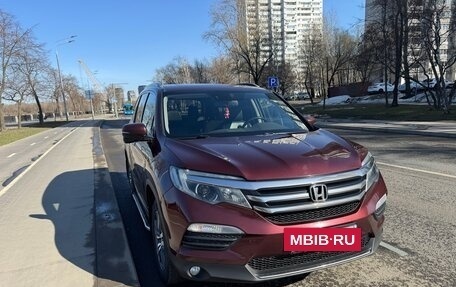 Honda Pilot III рестайлинг, 2018 год, 2 400 000 рублей, 8 фотография