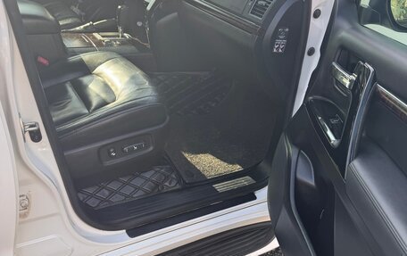 Toyota Land Cruiser 200, 2012 год, 3 450 000 рублей, 7 фотография