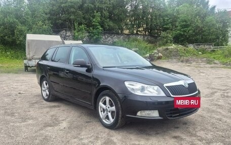Skoda Octavia, 2011 год, 950 000 рублей, 3 фотография