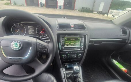 Skoda Octavia, 2011 год, 950 000 рублей, 10 фотография