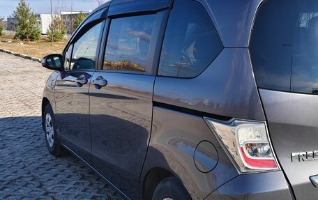 Honda Freed I, 2014 год, 1 450 000 рублей, 4 фотография