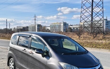 Honda Freed I, 2014 год, 1 450 000 рублей, 2 фотография