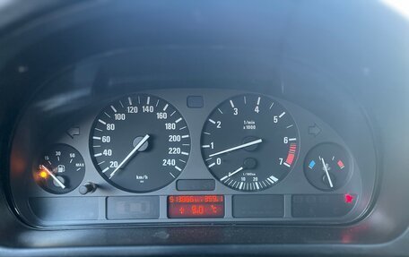 BMW 5 серия, 1996 год, 710 000 рублей, 17 фотография