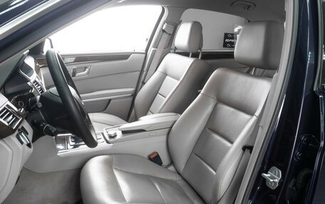 Mercedes-Benz E-Класс, 2011 год, 1 449 000 рублей, 10 фотография